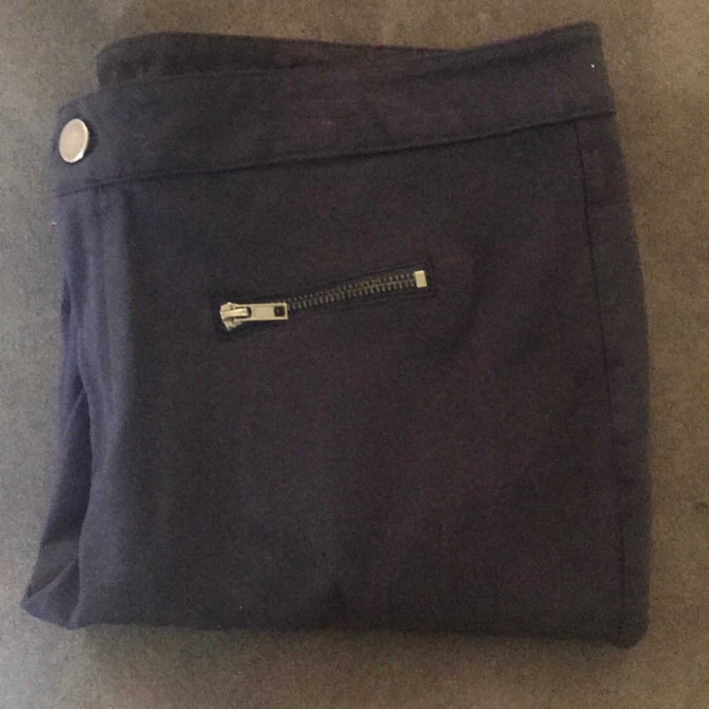 SOLD! Women’s navy dress pants